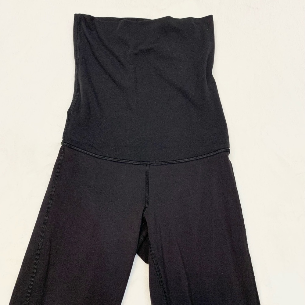 Lululemon Yin To You Crop Skirted Keyhole Crop Leggings Size 2 - Picture 8 of 13